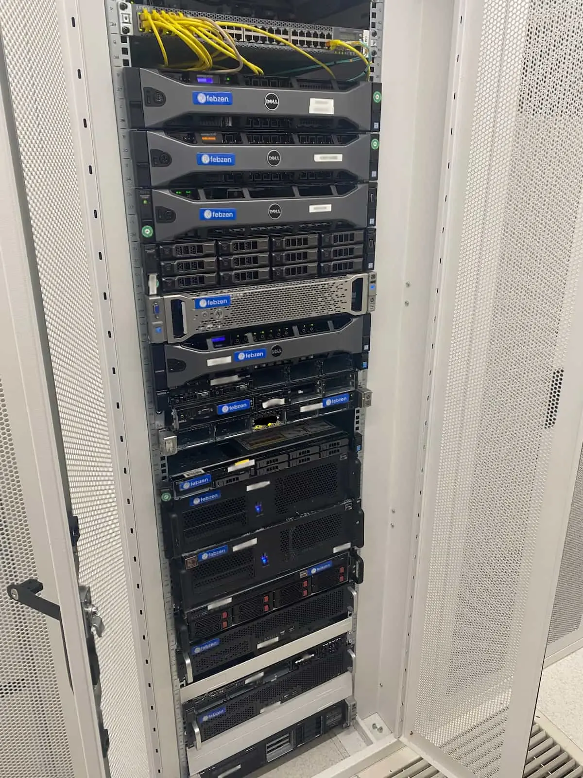 Febzen Fotoğrafları